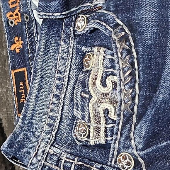 ROCK REVIVAL SEQUINS JULIE CROP DENIM JEAN - Picture 6 of 14